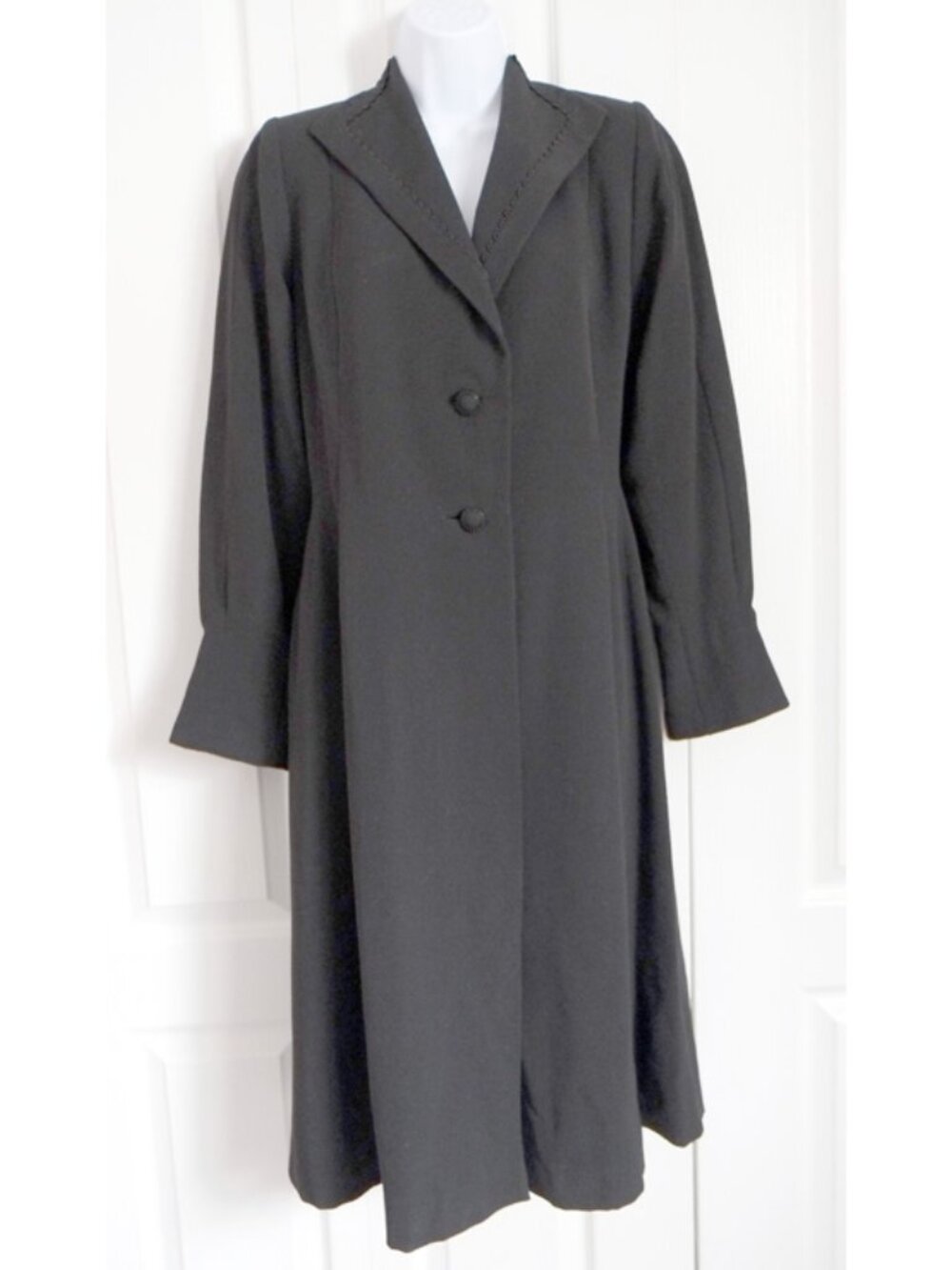 RARE c. 1940 black Saltaire swing coat w/ ribbon detail - Picture 5 of 16